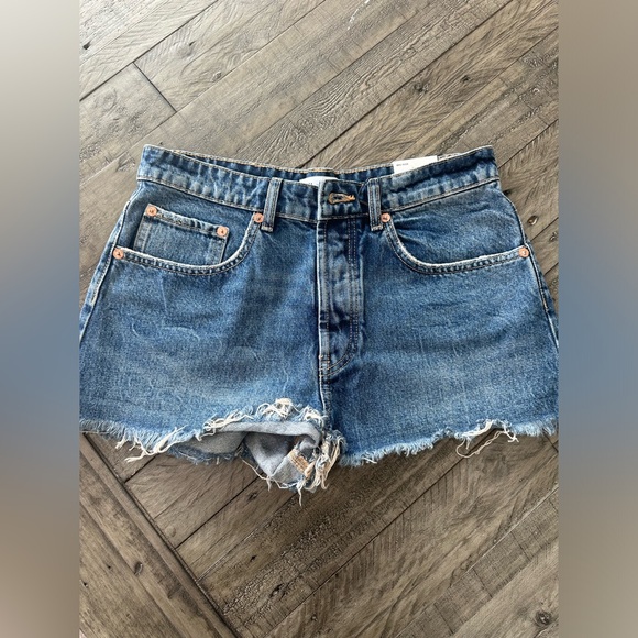 Zara Pants - Zara NWT Mid-Rise Raw Hem Button Fly Denim Jean Shorts, Size 8